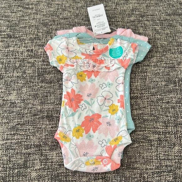 Preemie onesies and pants set - Picture 7 of 7